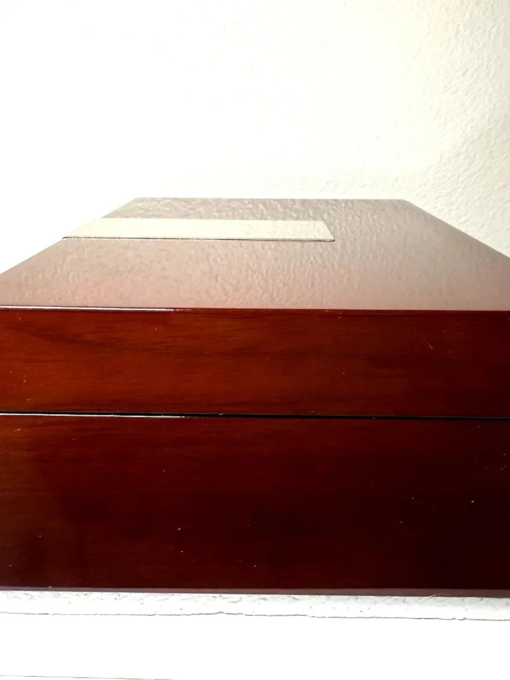 Bey-Berk Lacquered Walnut 8 Slot Watch Box Solid Wood Display Case